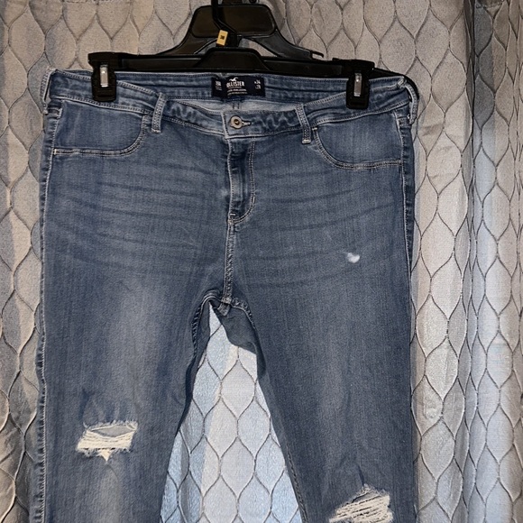 Hollister jeans - Picture 3 of 4